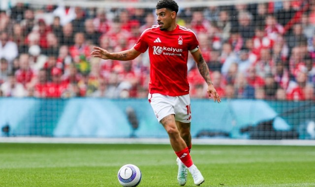 开云体育官网-怀特谈自己在今天比赛中的脚后跟进球：我完全是本能反应