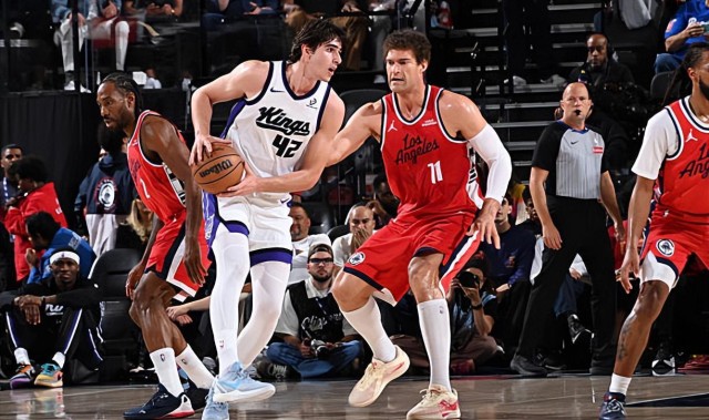 开云体育官网-直接打爆了快船内线！国王内线新秀又一次收获了大量的自信心？