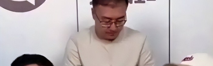 经纪人和杨毅同时爆料！林书豪在CBA遭国内球员恐吓，再突破就被废掉