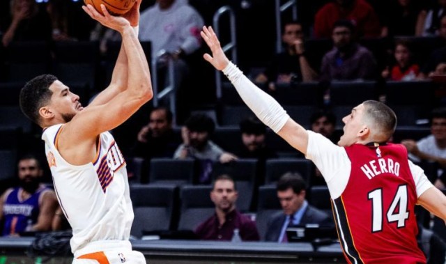 热火双星56分拯救希罗，布克24+9+9难救主，太阳无缘20分大逆转